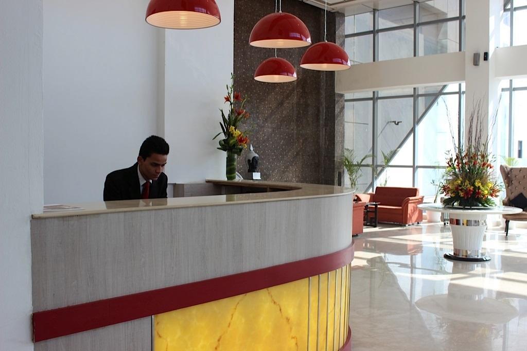 Xenious World Square Hotel Ghaziabad Exterior photo