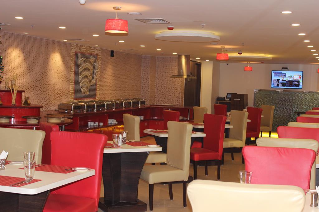 Xenious World Square Hotel Ghaziabad Exterior photo